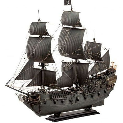 Black Pearl Limited Edition Pirates of the Caribbean Dead Men Tell No Tales Model Kit 1/72 50 cm