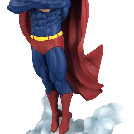 Superman Ascendant  DC Comic Gallery PVC Statue 25 cm