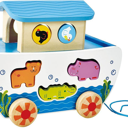 Wooden towable Noah's Ark Childhood Game
