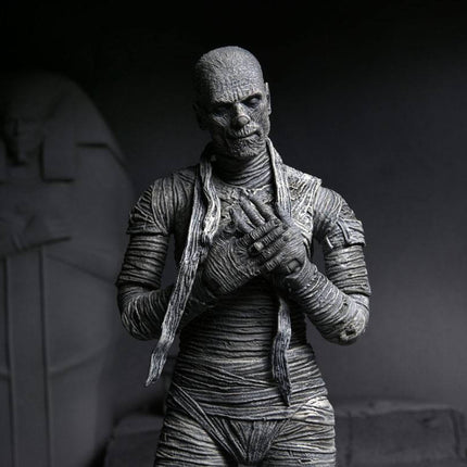 The Mummy (Black & White) 18 cm Universal Monsters Action Figure Ultimate